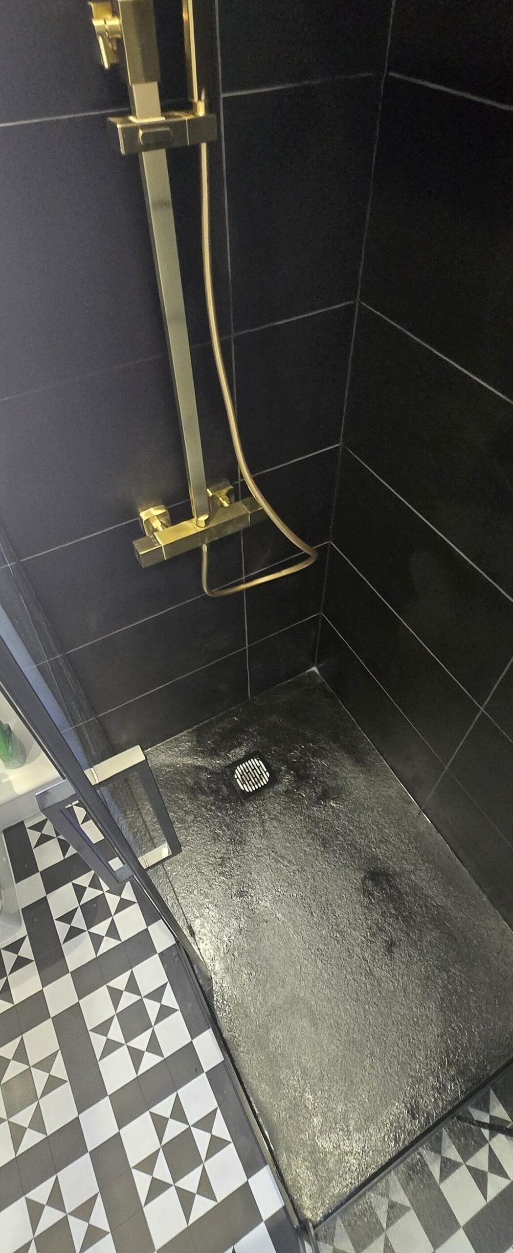 What is a wet room
